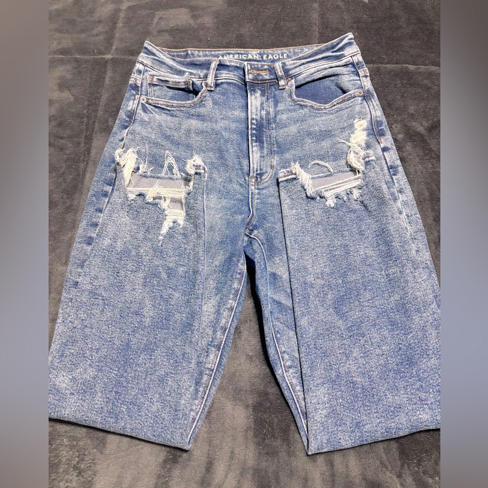 American Eagle Distressed Mom Jeans